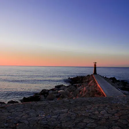 Centrico A Orilla Del Mar. * Estepona